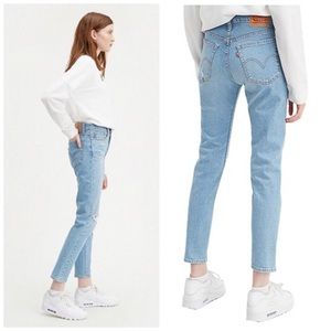 LEVI’S | WEDGIE SKINNY Jeans from Aritzia Size 25